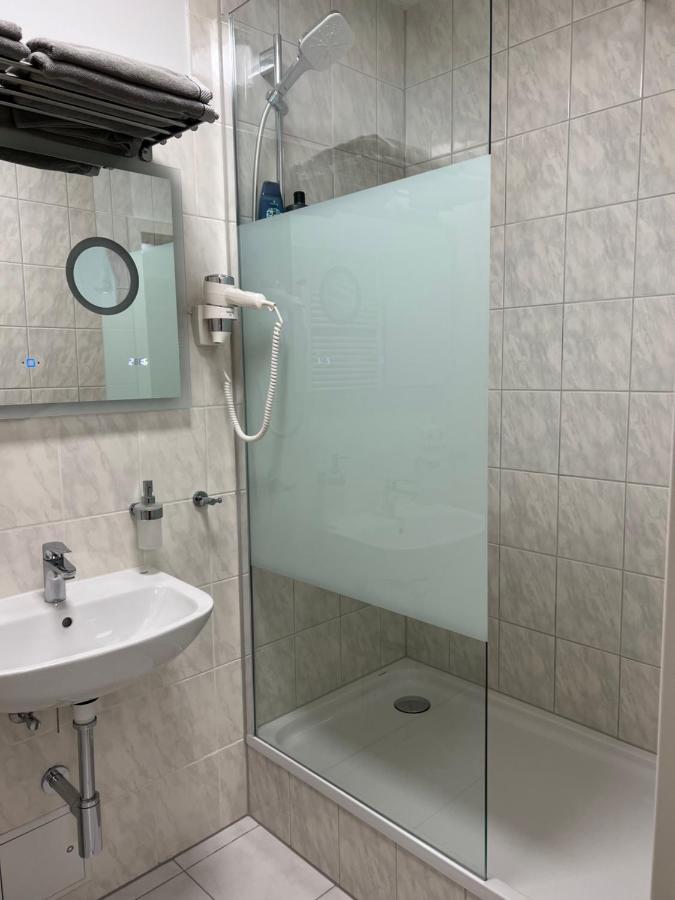 Souterrain Studio-Apartment ニュルンベルク エクステリア 写真
