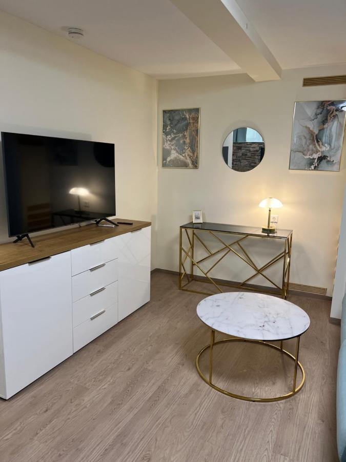 Souterrain Studio-Apartment ニュルンベルク エクステリア 写真